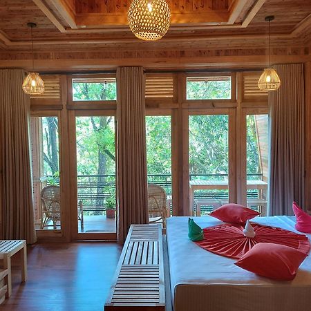 Winwood Ella Exterior foto
