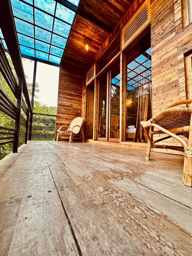 Winwood Ella Exterior foto
