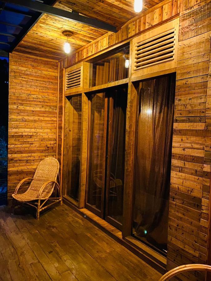 Winwood Ella Exterior foto